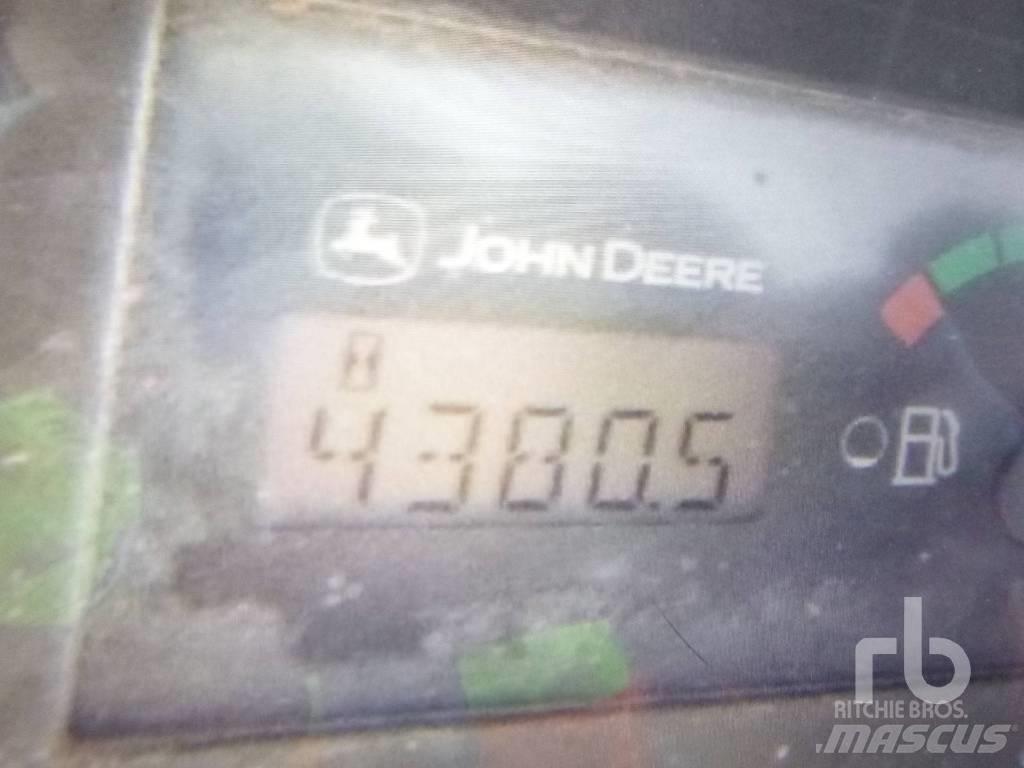 John Deere 325 Kompaktrakodók
