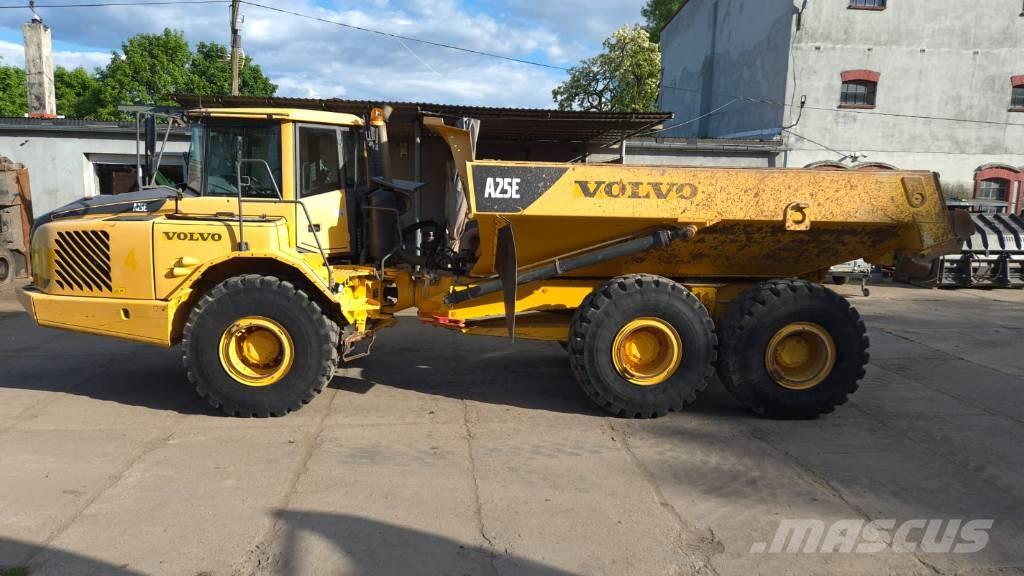 Volvo A 25 E Csuklósdömperek