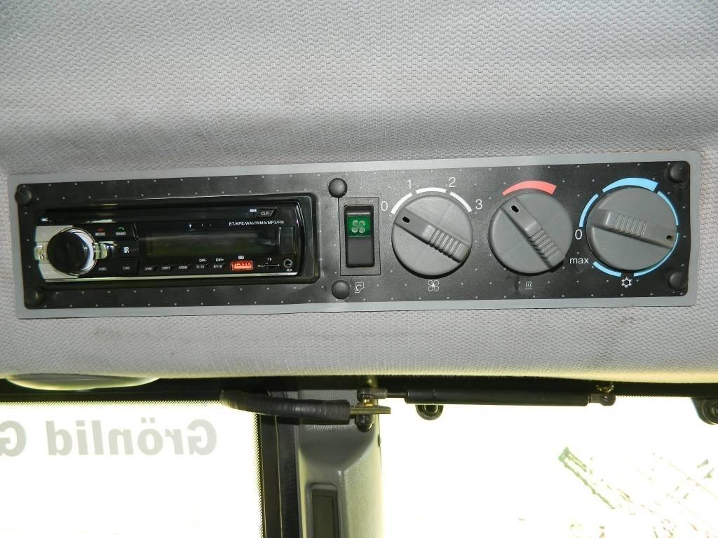 Valtra T 140 Traktorok
