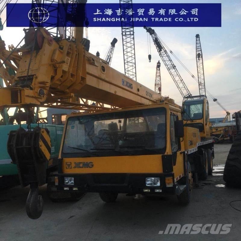 XCMG QY 25 K Terepdaruk