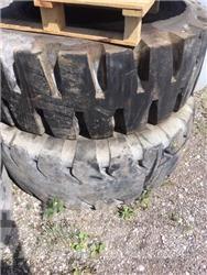 Bridgestone v Gumikerekes homlokrakodók