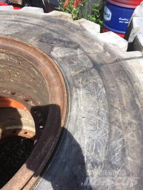Bridgestone v Gumikerekes homlokrakodók