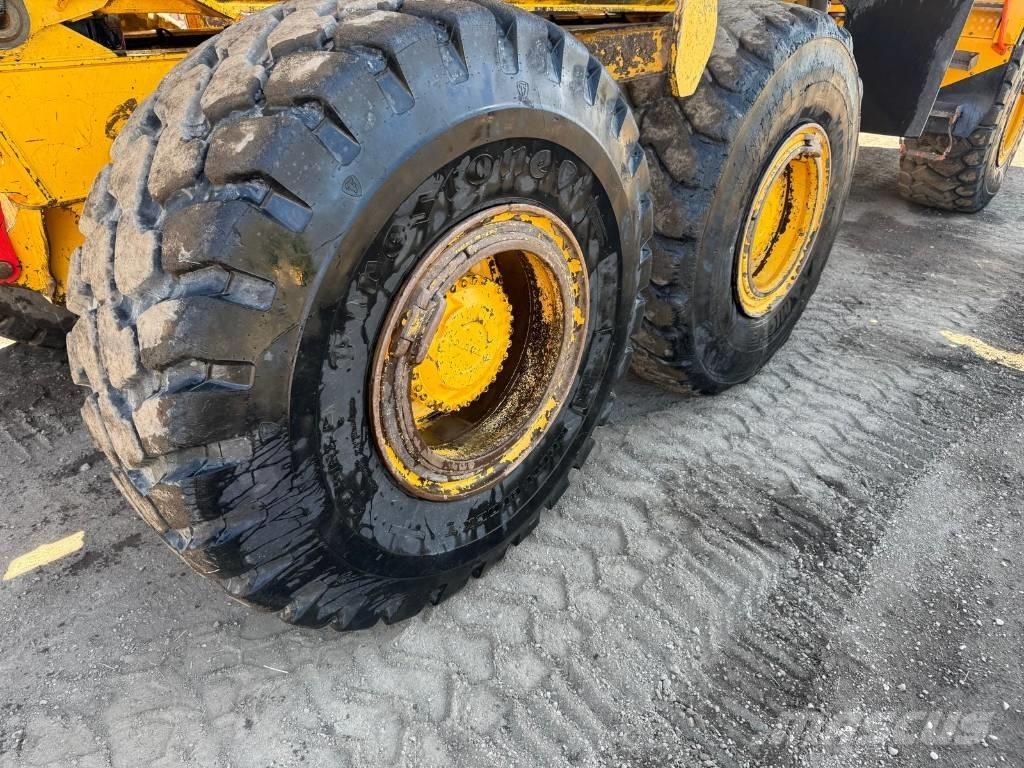 Volvo A 30 G Csuklósdömperek