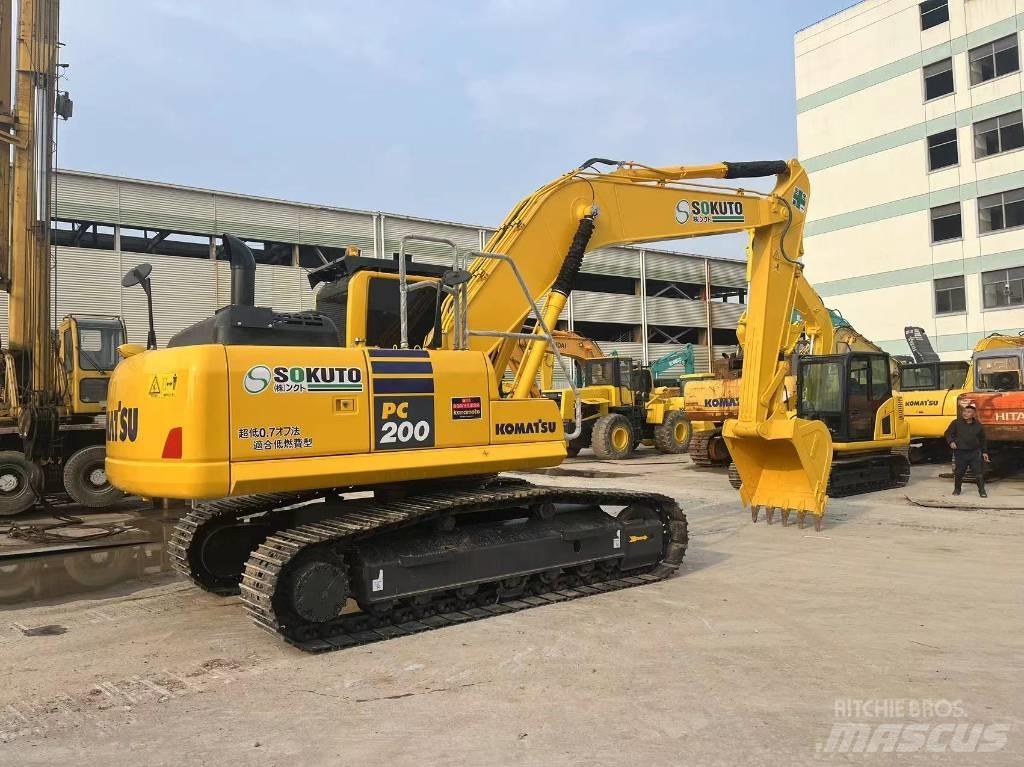 Komatsu PC 200-8N1 Lánctalpas kotrók