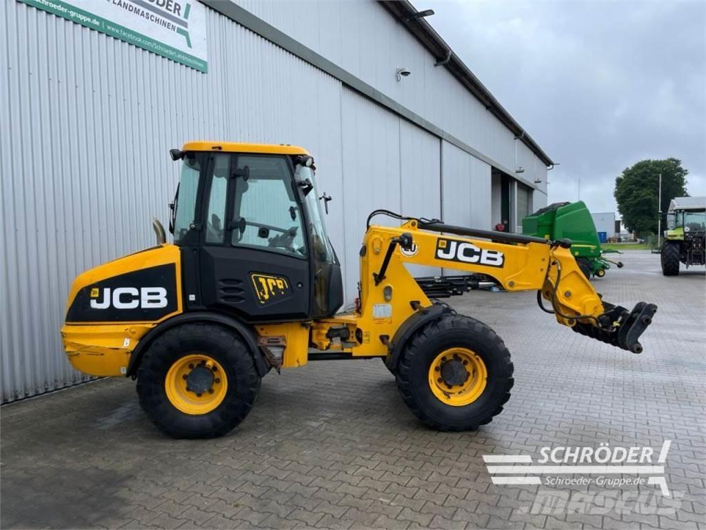 JCB TM 180 AGRI Gumikerekes homlokrakodók