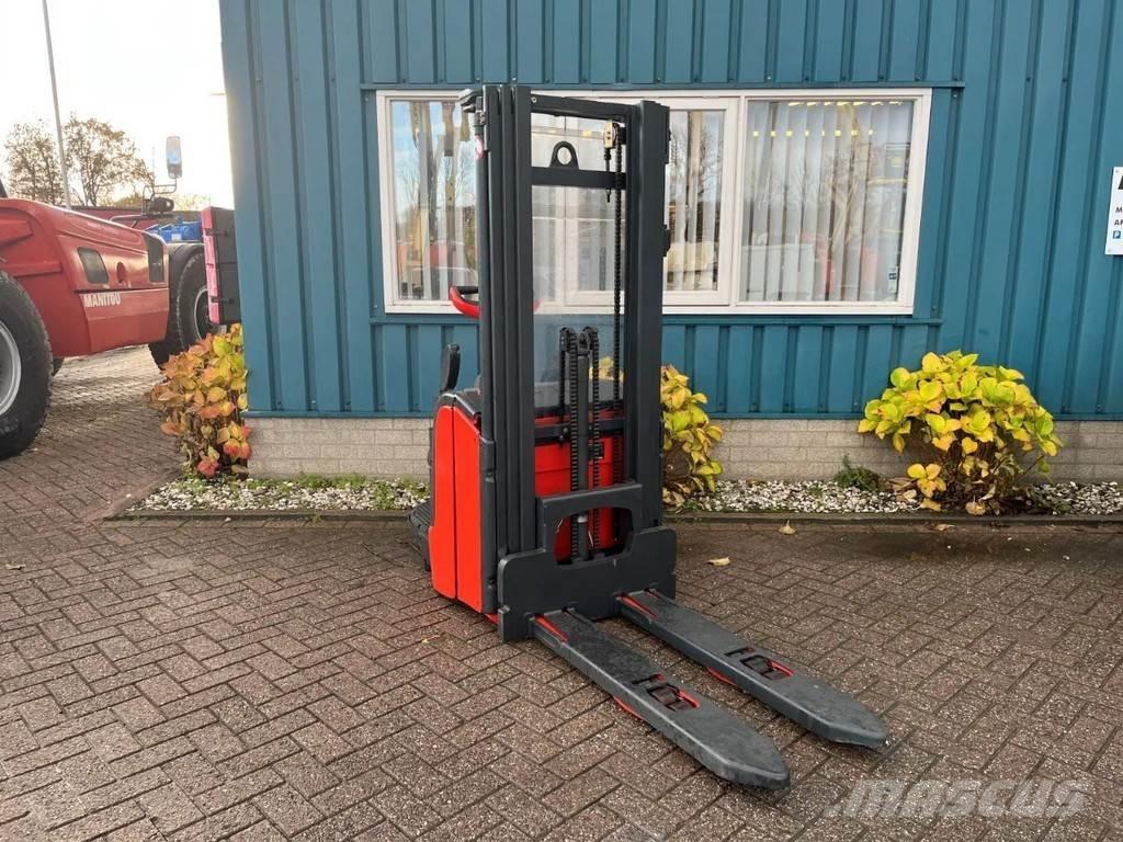 Linde L16AP Gyalogkíséretű targonca