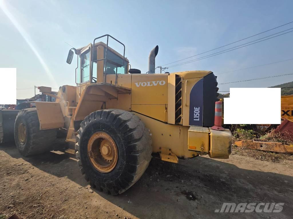 Volvo L 150 E Gumikerekes homlokrakodók