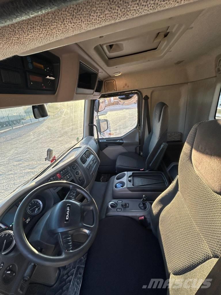 DAF LF 320 FA Konténer keretes / Konténeres teherautók