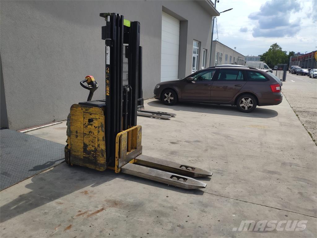 Yale MS16 AC Elektromos gyalogkíséretű targoncák