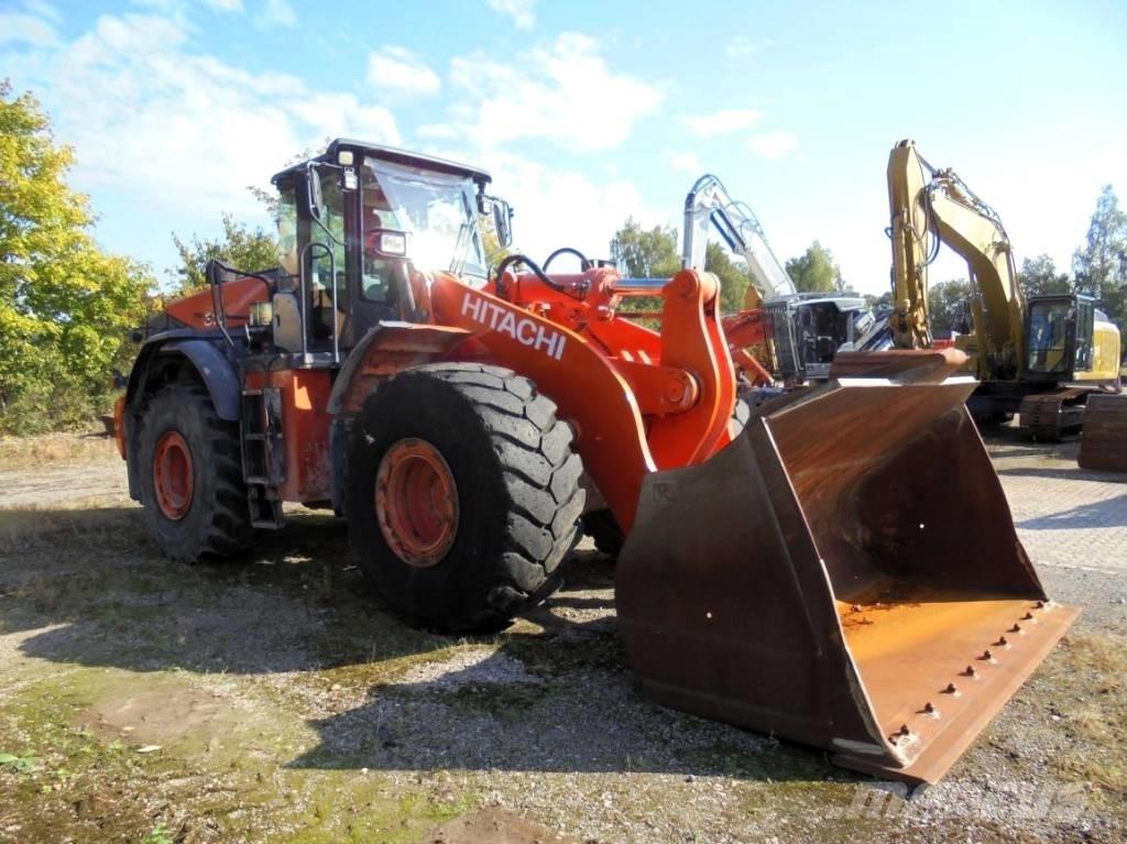 Hitachi ZW 310-6 Gumikerekes homlokrakodók