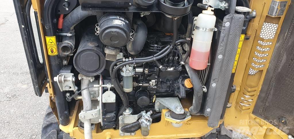 CAT 301.4 C Mini kotrók < 7t
