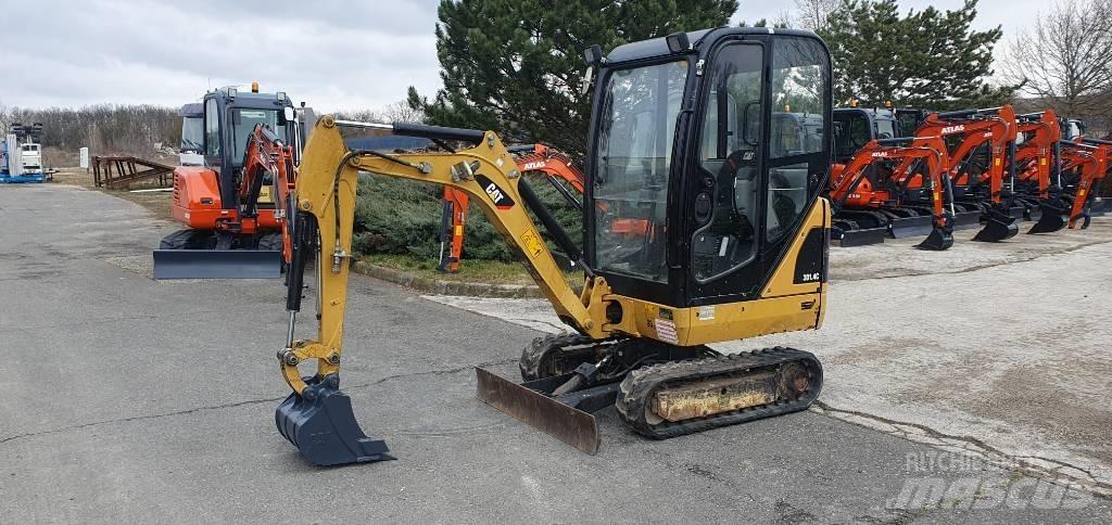 CAT 301.4 C Mini kotrók < 7t