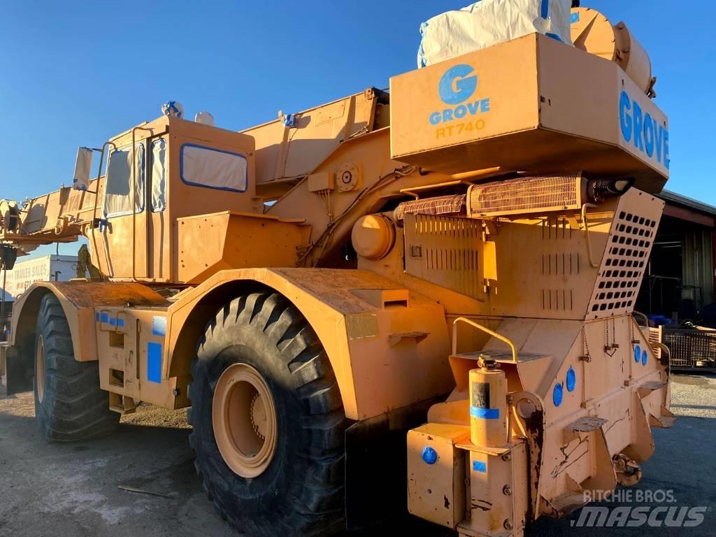 Grove RT 740 Mobil daruk