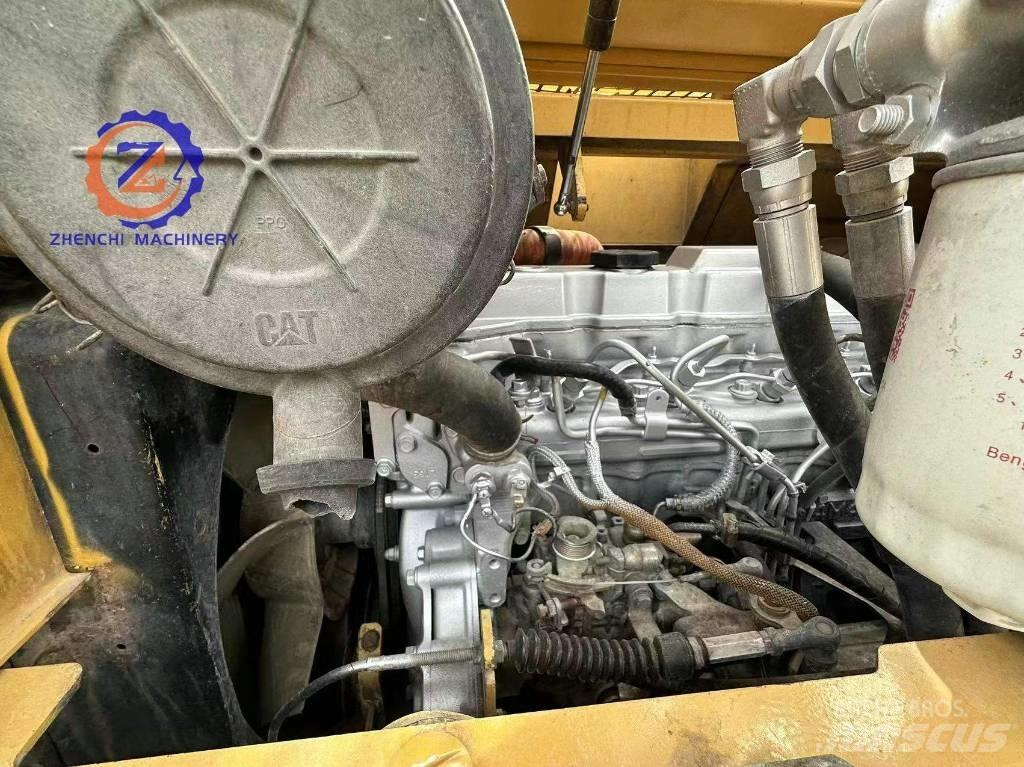 CAT 308 D Közepes (midi) kotrók 7 t - 12 t