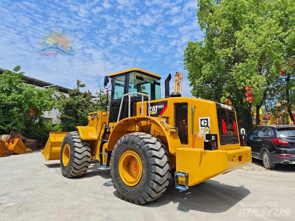 CAT 966 H Gumikerekes homlokrakodók