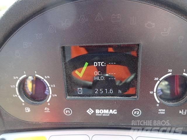 Bomag BW211PDH-5 Egydobos hengerek
