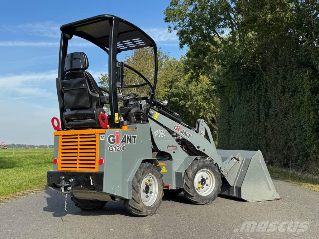 GiANT G 1200 Gumikerekes homlokrakodók