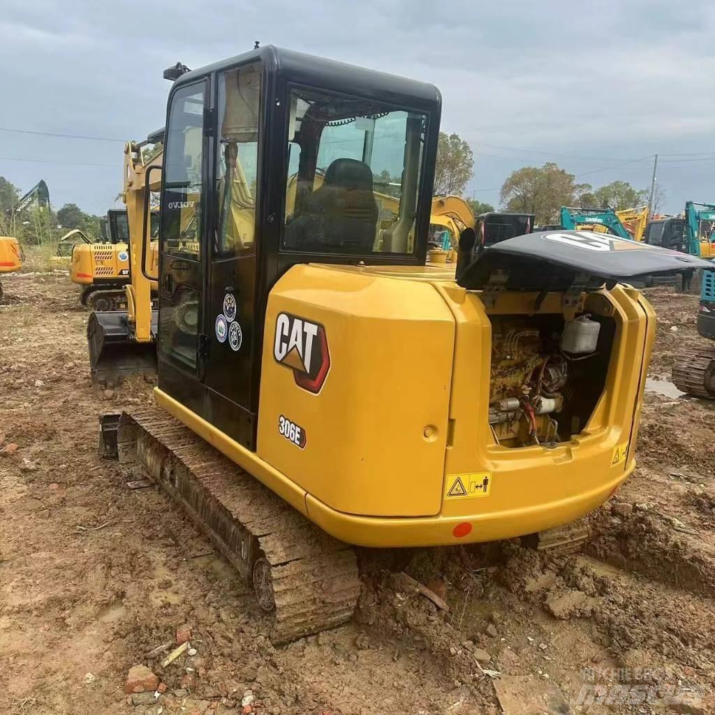 CAT 306E Lánctalpas kotrók