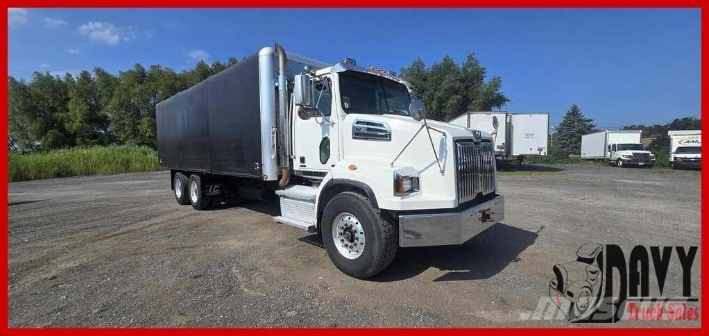 Western Star 4700 SB Nyergesvontatók