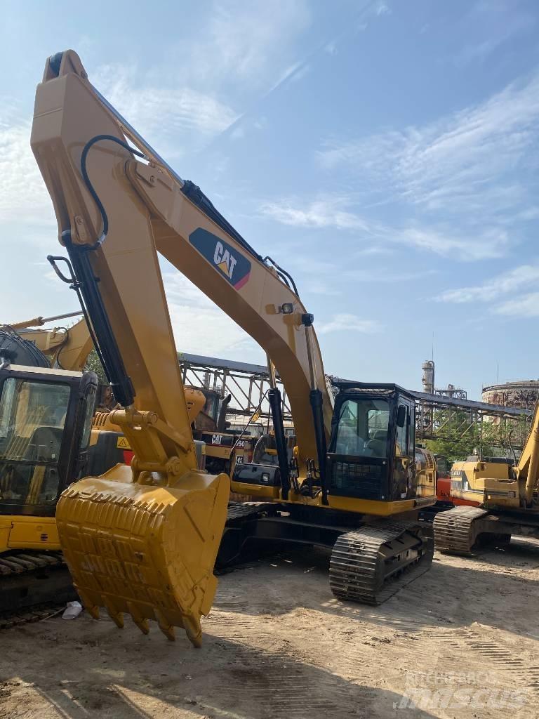 CAT 330 D Lánctalpas kotrók