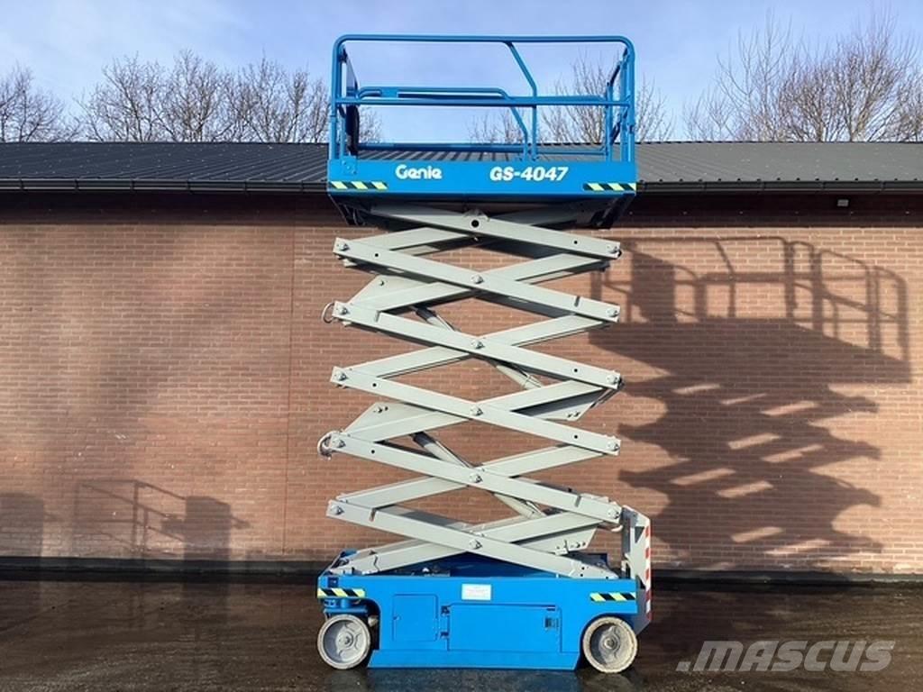 Genie GS4047 Ollós emelők