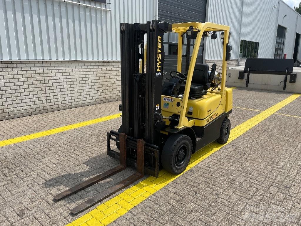 Hyster H 2.5 XT Gázüzemű targoncák