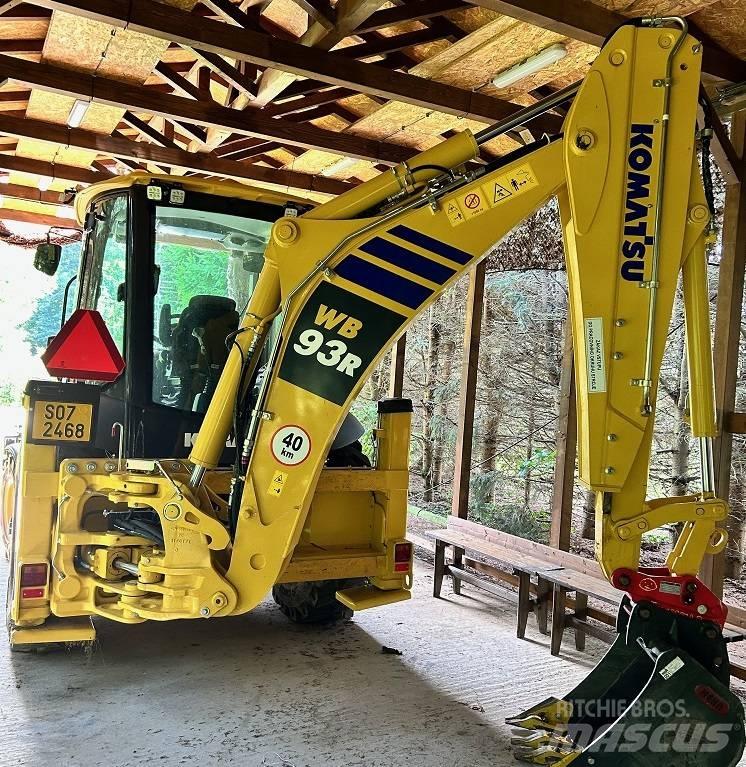 Komatsu WB 93 R 8E0 Kotrórakodók