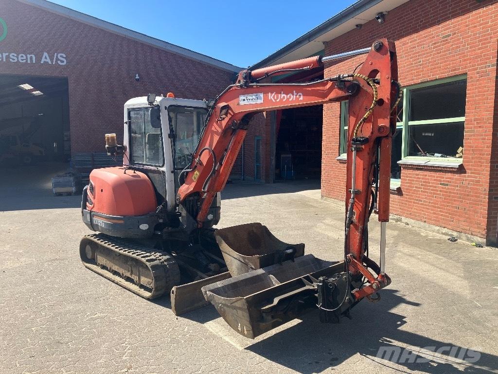 Kubota KX121-3 Mini kotrók < 7t