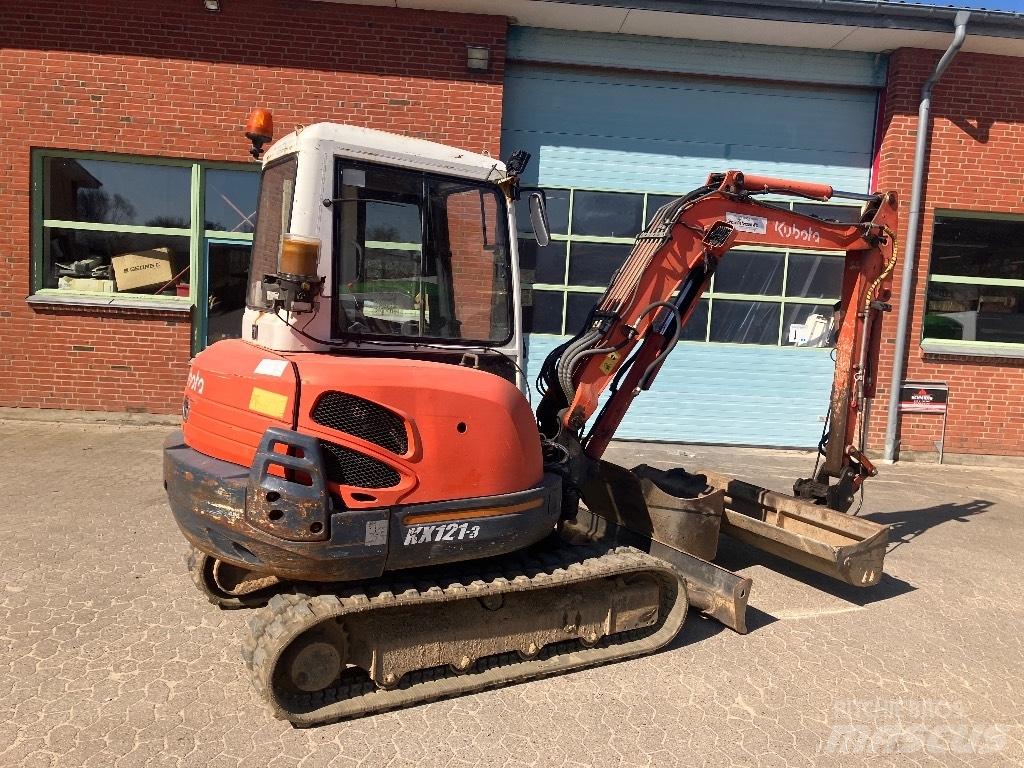 Kubota KX121-3 Mini kotrók < 7t