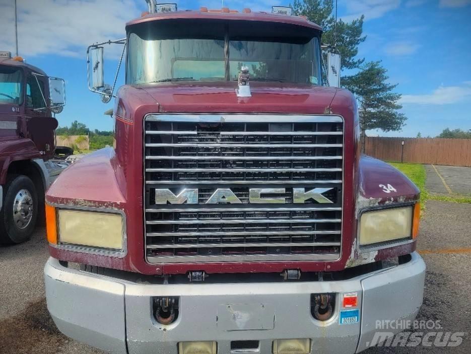 Mack CH613 Nyergesvontatók