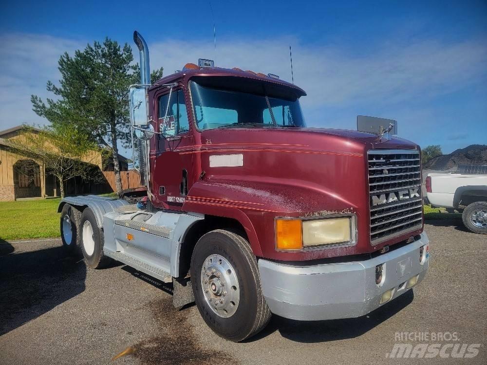 Mack CH613 Nyergesvontatók