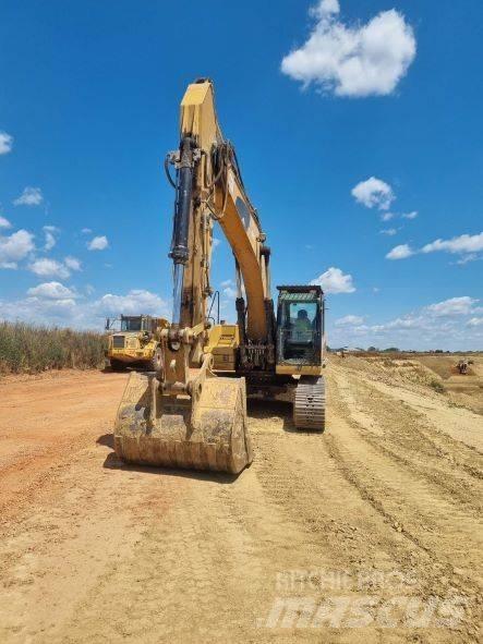 CAT 324 D Lánctalpas kotrók