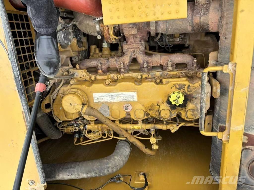 CAT 336 Közepes (midi) kotrók 7 t - 12 t