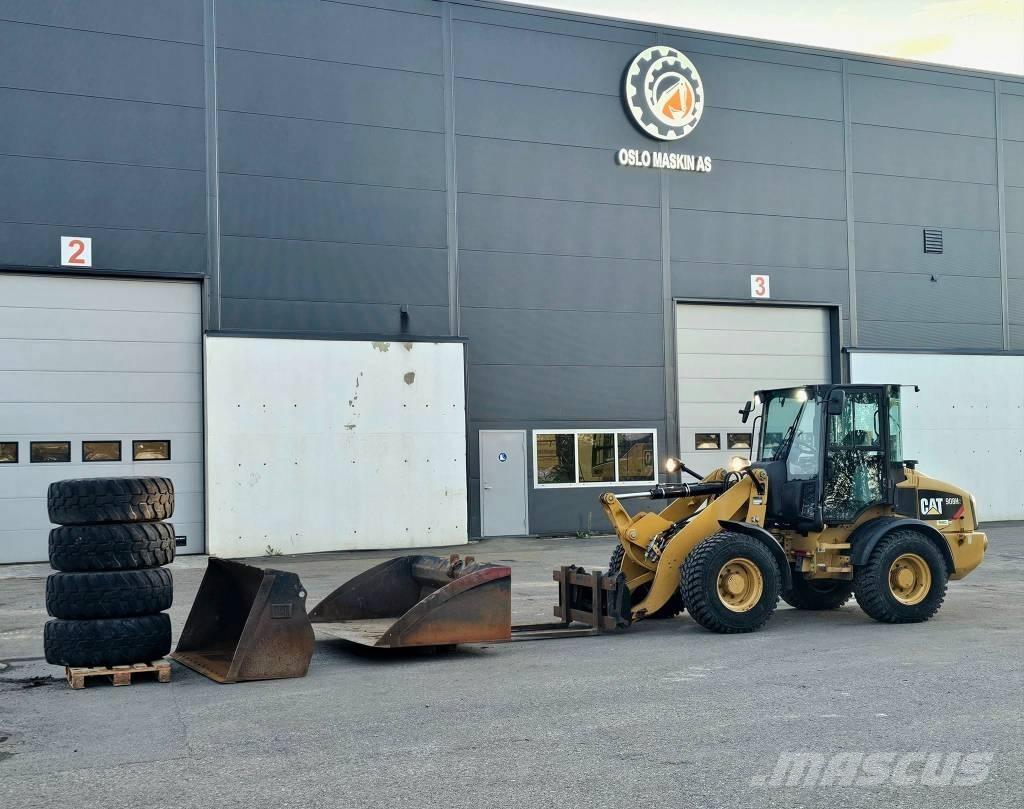 CAT 908 H 2 Gumikerekes homlokrakodók