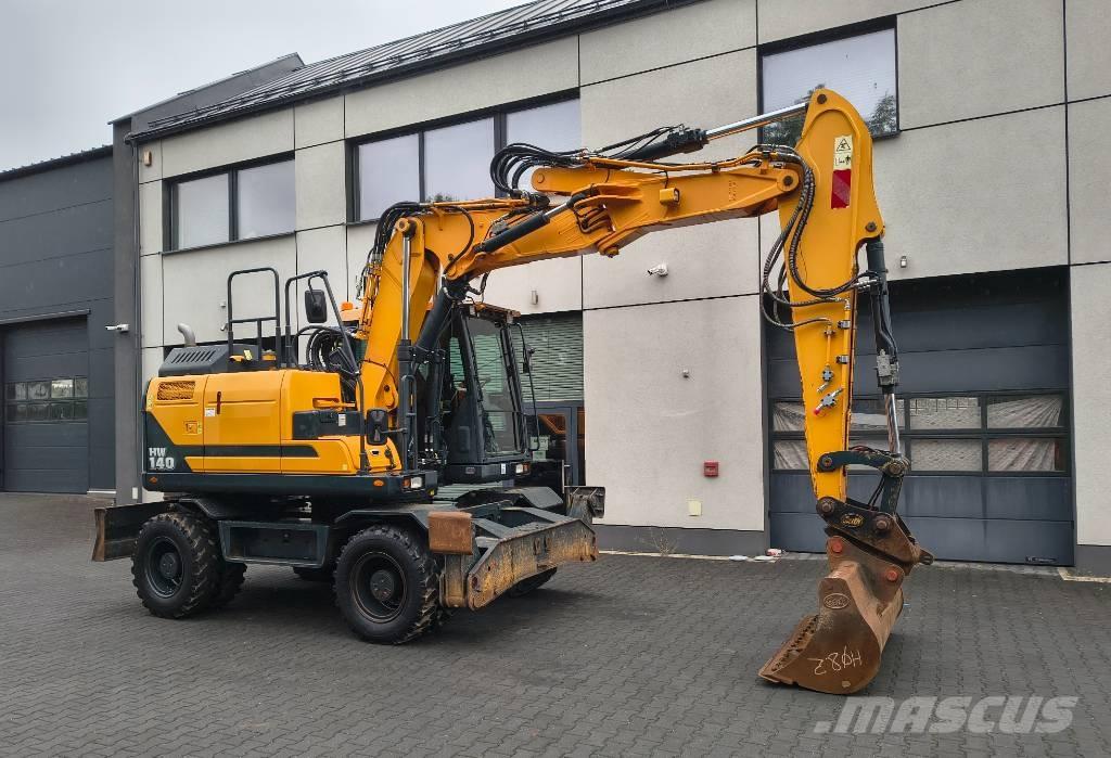 Hyundai HW140 Gumikerekes kotrók