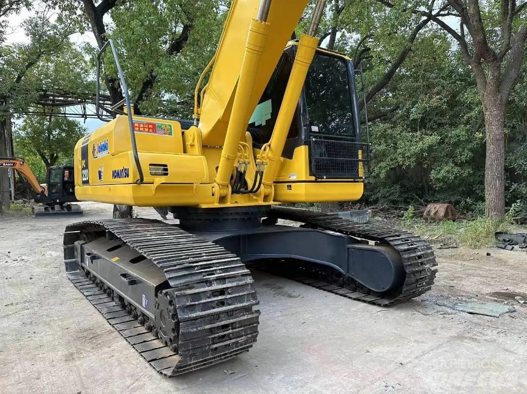 Komatsu PC220-8 Lánctalpas kotrók