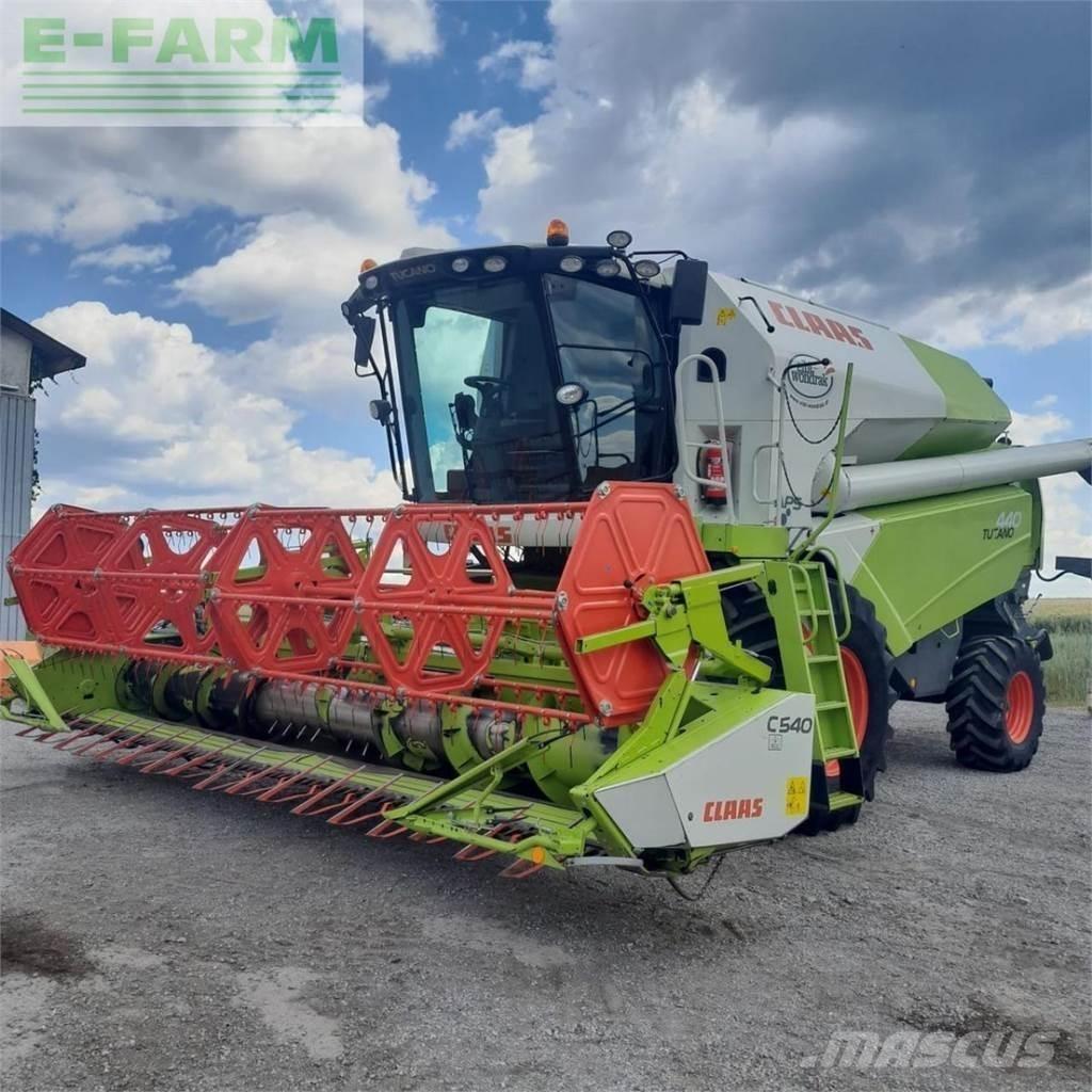 CLAAS tucano 440 Kombájnok