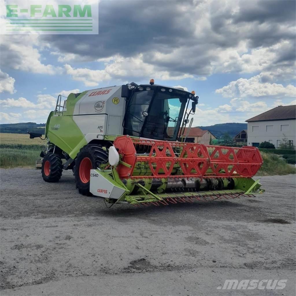 CLAAS tucano 440 Kombájnok