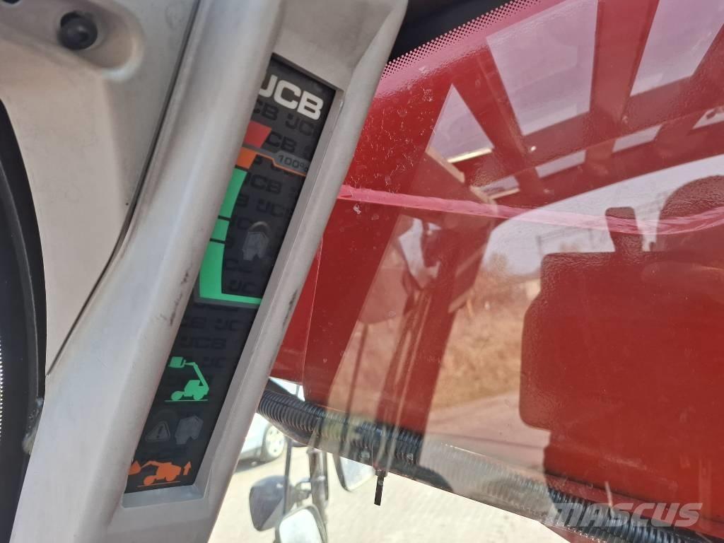 JCB 540-180 Teleszkópos gumikerekes rakodók