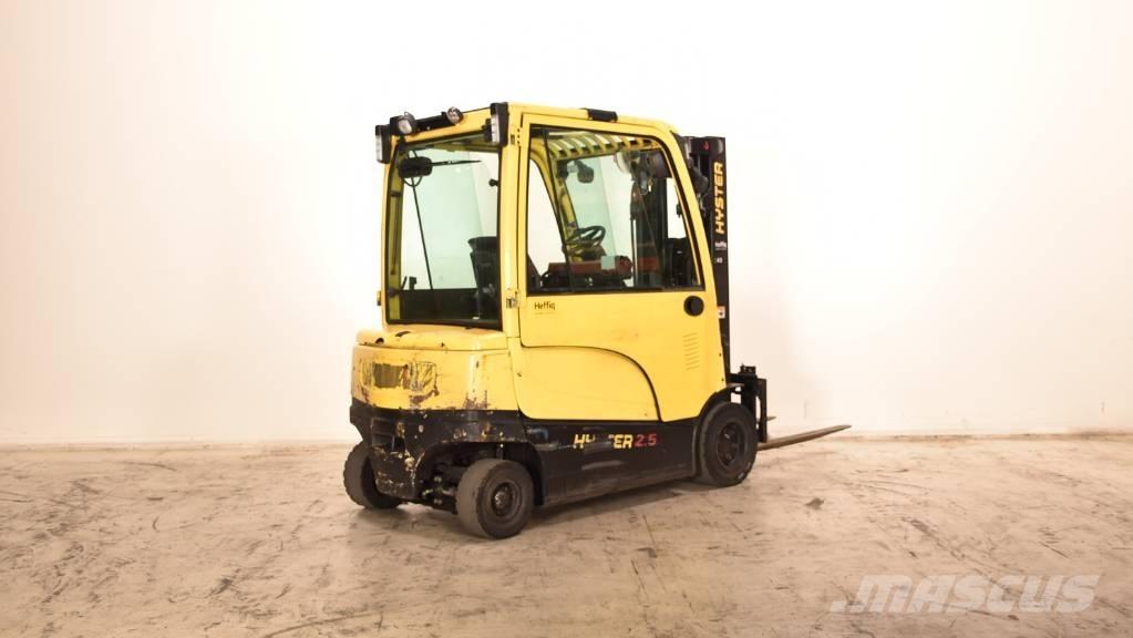 Hyster J2.5XN Elektromos targoncák
