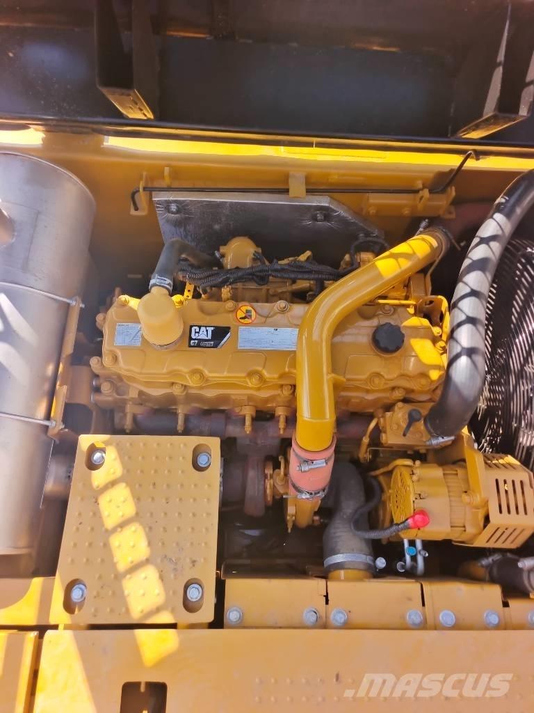 CAT 330D2L Lánctalpas kotrók