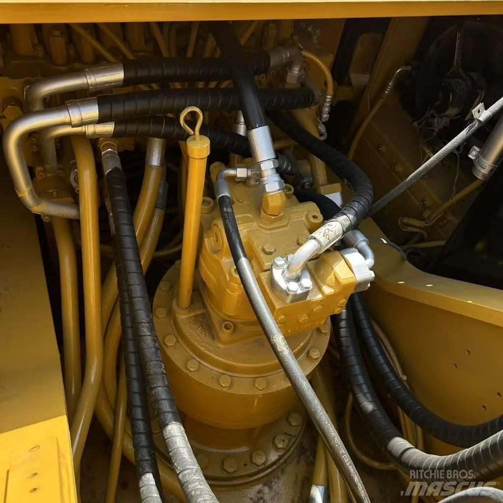 CAT 329 D 2L Lánctalpas kotrók
