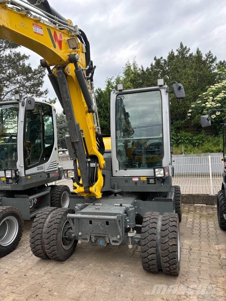 Wacker Neuson EW 65 Gumikerekes kotrók