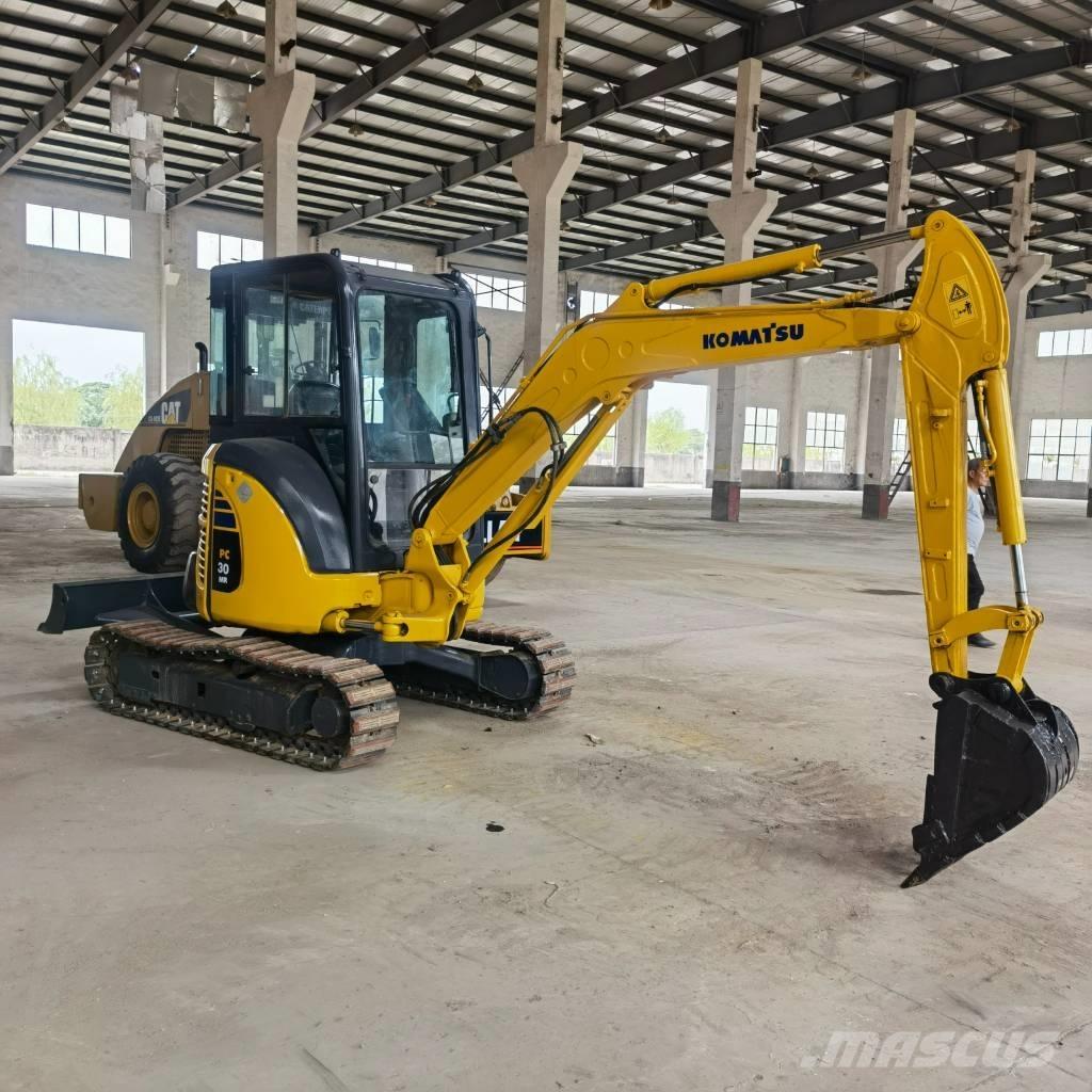 Komatsu PC 30 Mini kotrók < 7t