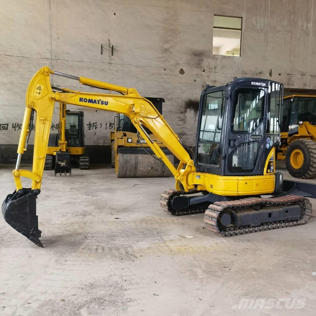 Komatsu PC 30 Mini kotrók < 7t