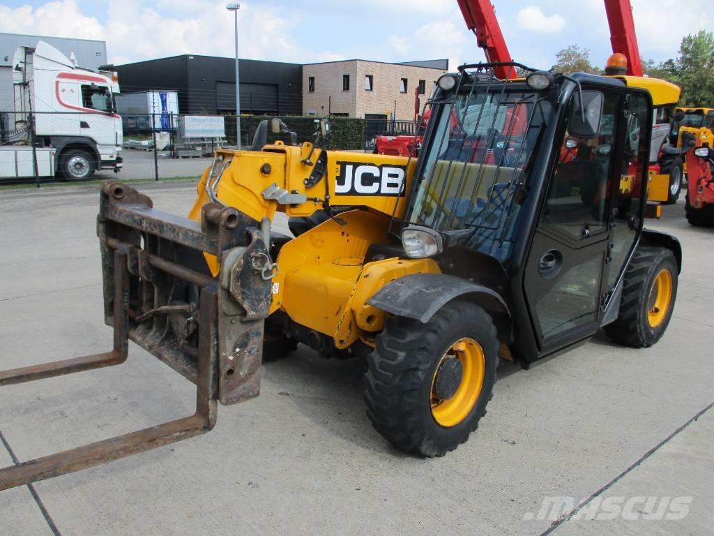 JCB 525-60 (382) Teleszkópos rakodók