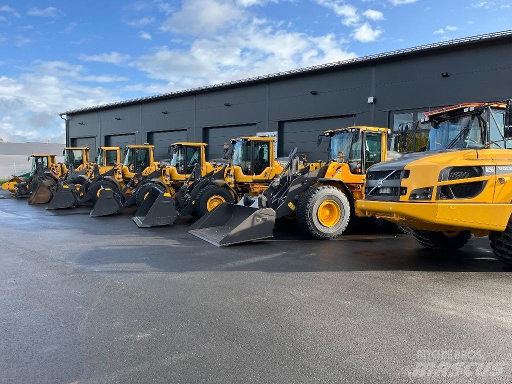 Volvo L 110 H Gumikerekes homlokrakodók