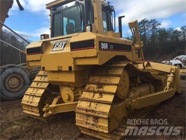 CAT D 6 R lánctalpas dózerek