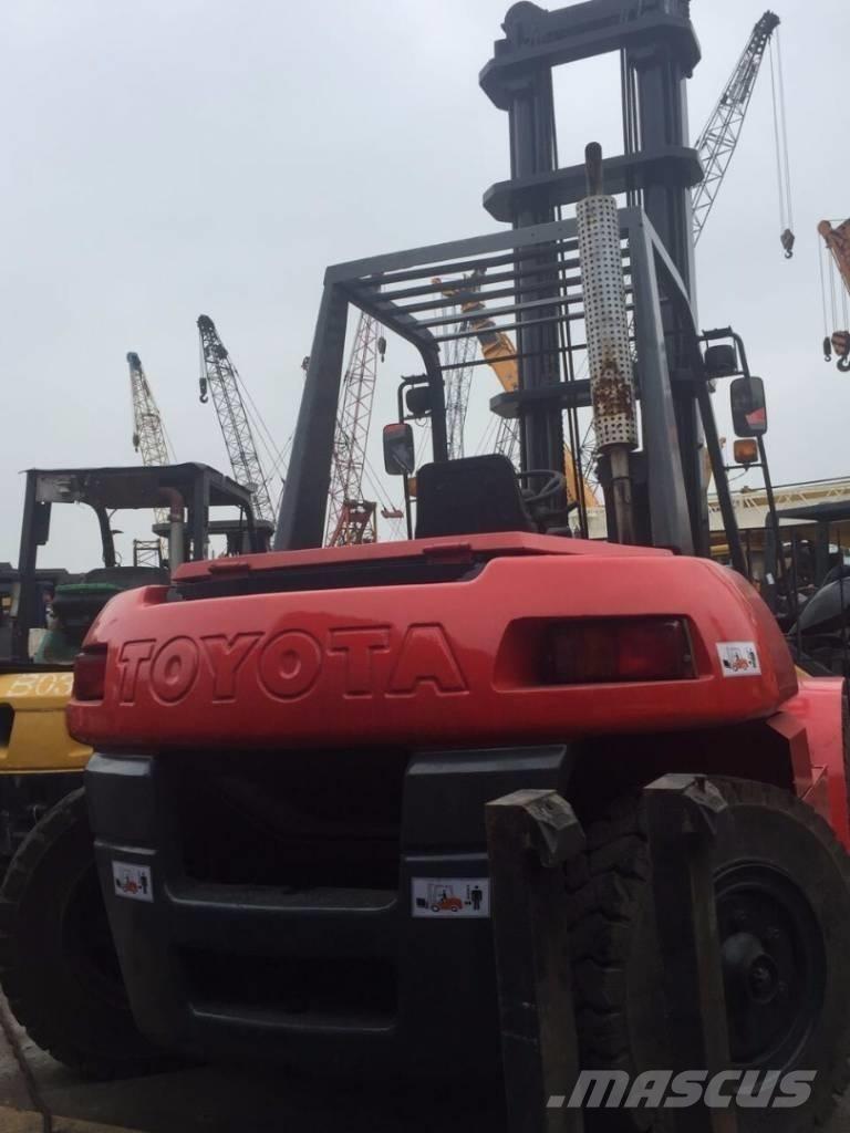 Toyota 8 Ton Dízel targoncák