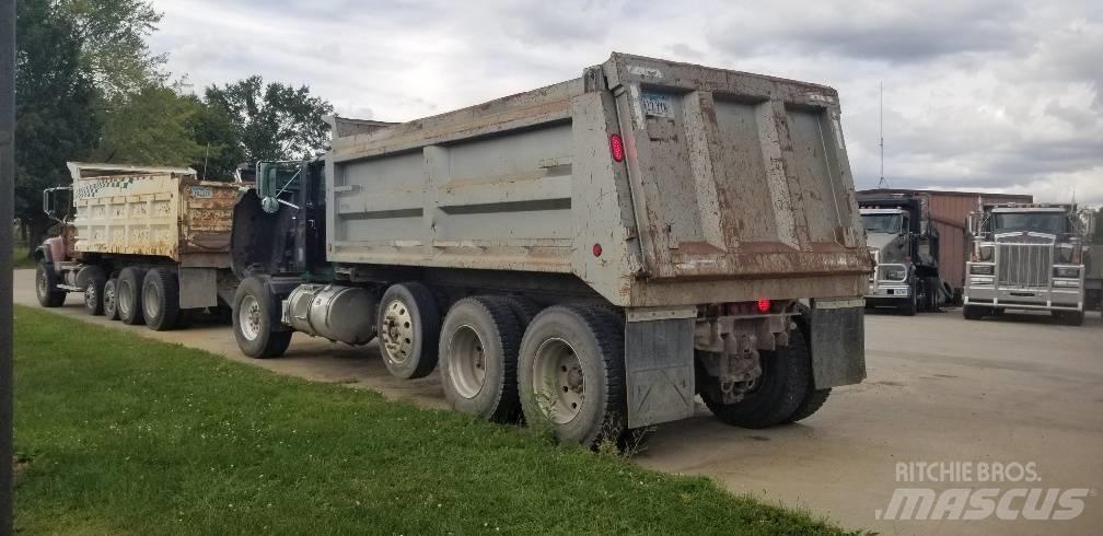 Mack RD 350 Billenő teherautók